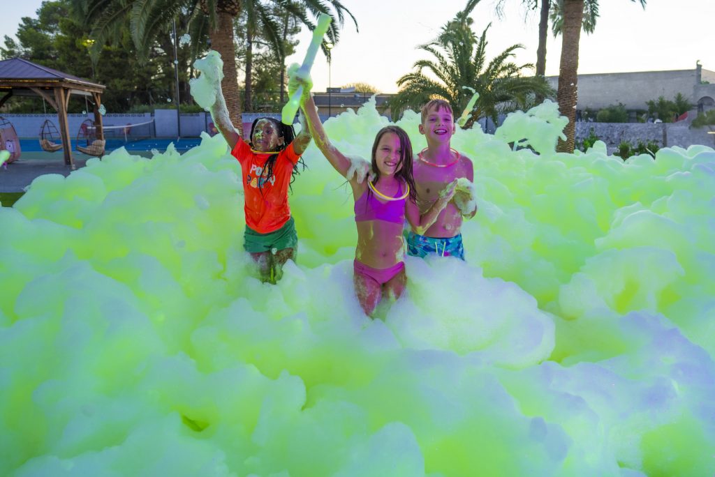 Glow Foam